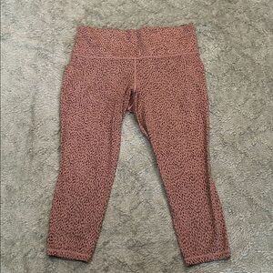 Athleta Salutation Stash Pocket 7/8 Legging in Brown Leopard Print Sz L EUC